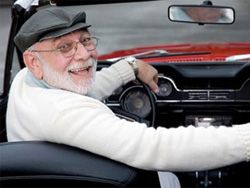 Новые технологии помогут пожилым водителям
